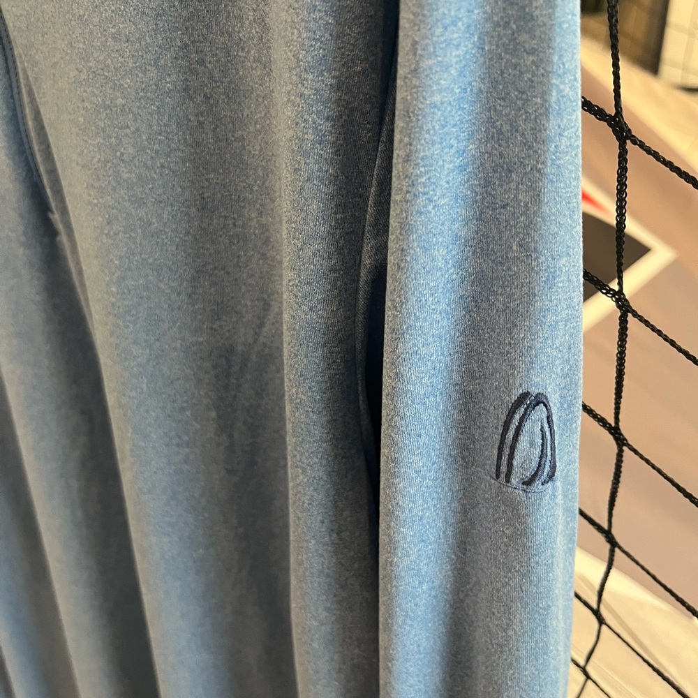 Polo Golf 1/4 zip - Picture 3 of 4